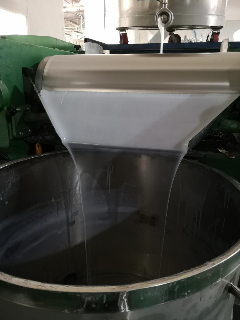 影響模具硅膠粘性因素有哪些？