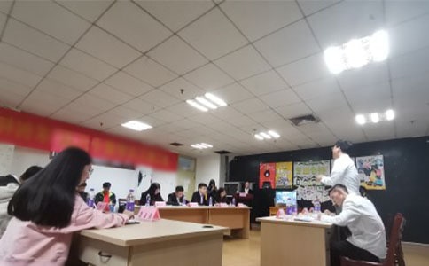 觀看辯論賽觀后感