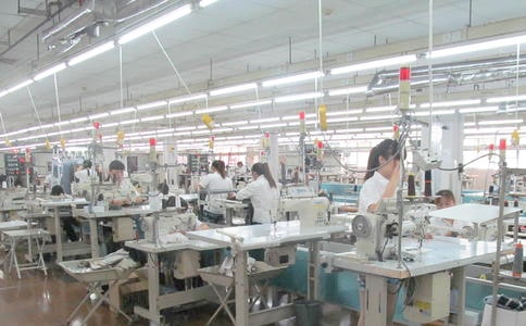 在服裝廠打工的社會實踐報告