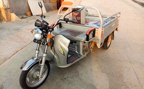 記一位三輪車夫作文